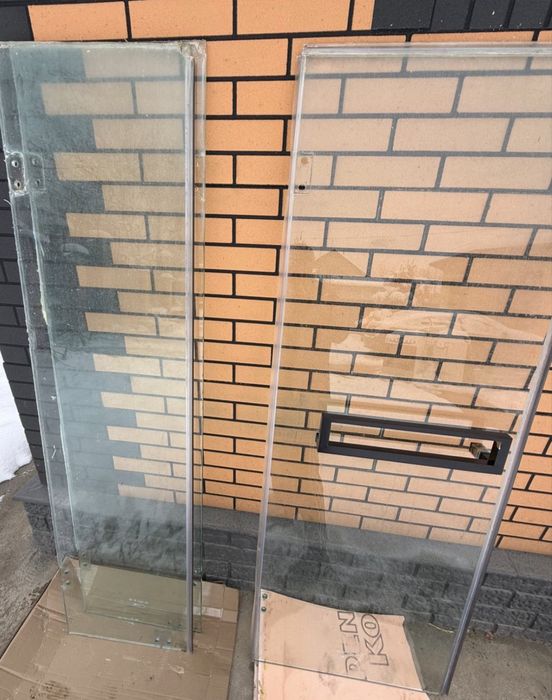 Душевая  стекло