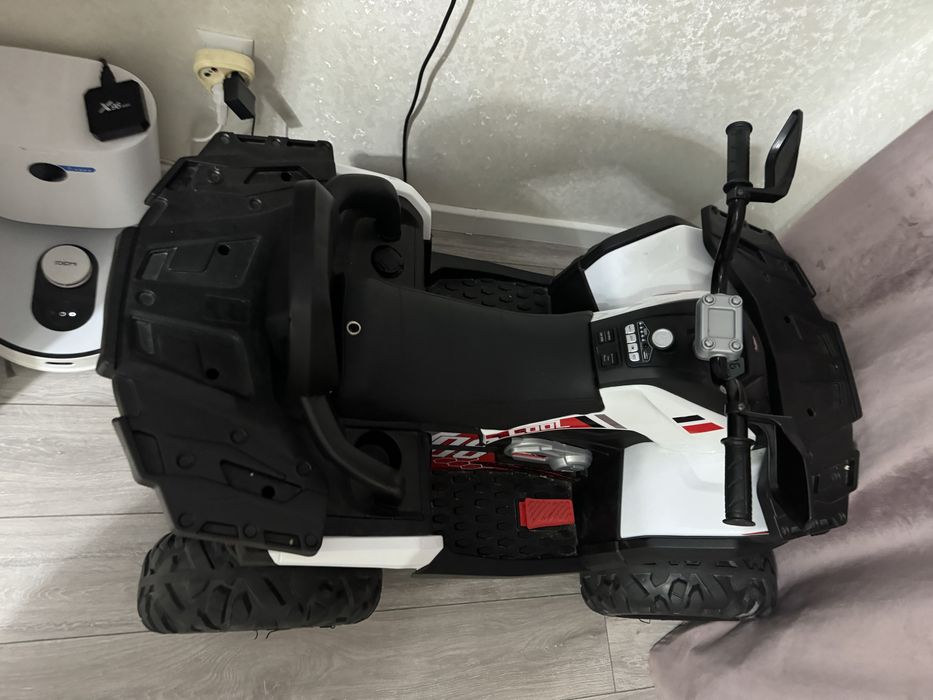 Продам квадроцикл электрический