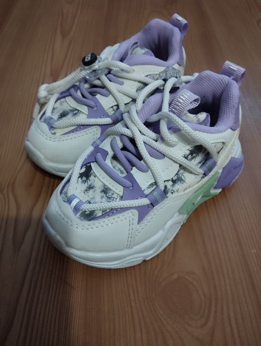 Детская обувь на весну -осень