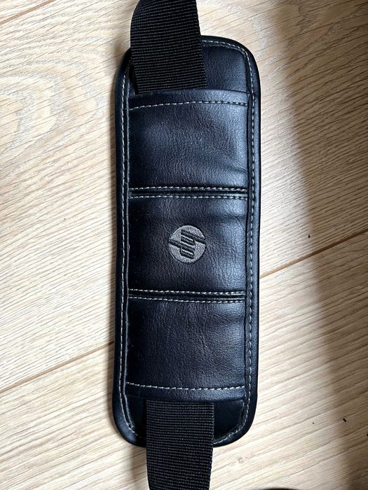 Genti laptop / tableta 13-17 inch din piele retro style