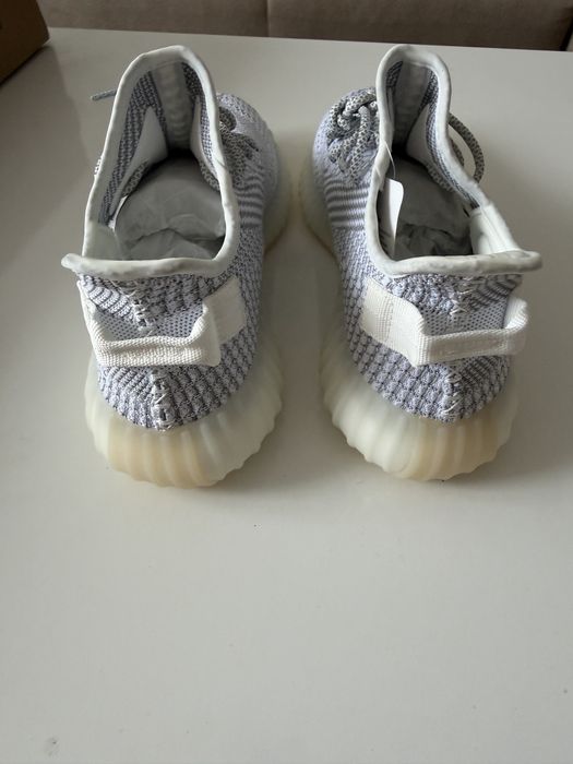 Yeezy Boost 350 V2 - White (non-reflective)