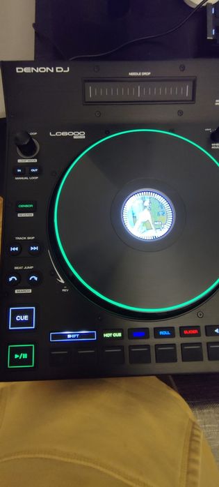 Denon LC6000 DJ контролер
