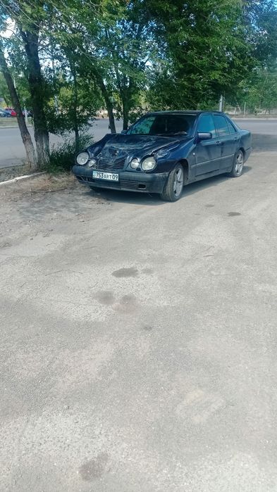 Mercedes benz w210