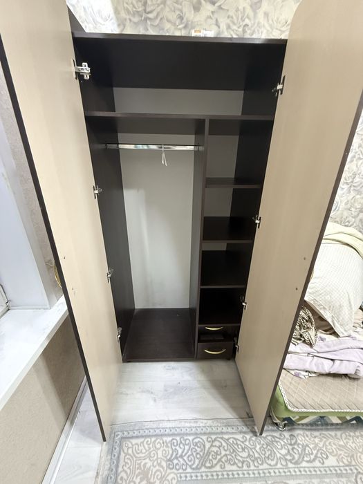 Шкаф для спальной