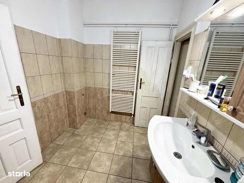 Apartament cu 3 camere - 91 mp utili -  centru - Locatie excelenta -