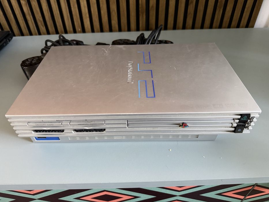 Sony PlayStation 2 Fat (Silver)