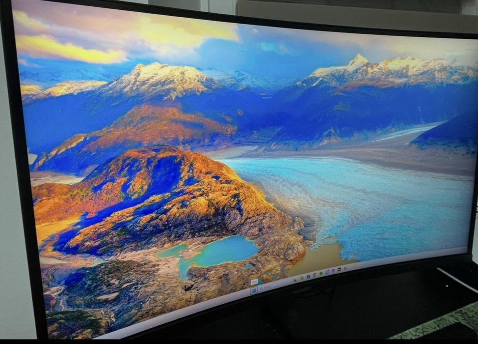 Vand Huawei Mateview GT VA HDR Curbat Monitor 27" QHD 2560x1440 165Hz