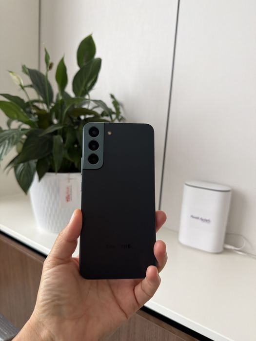 Самсунг галакси S22+