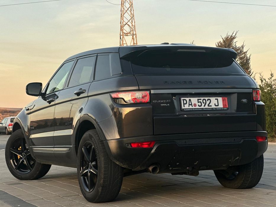 LAND ROVER RANGE ROVER EVOQUE 2.2D 150 cp R-Dinamic E5 4x4 Top Apoldu ...