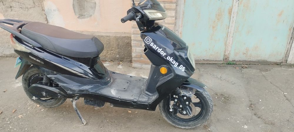 Elektron skuter Forever srochna sotiladi