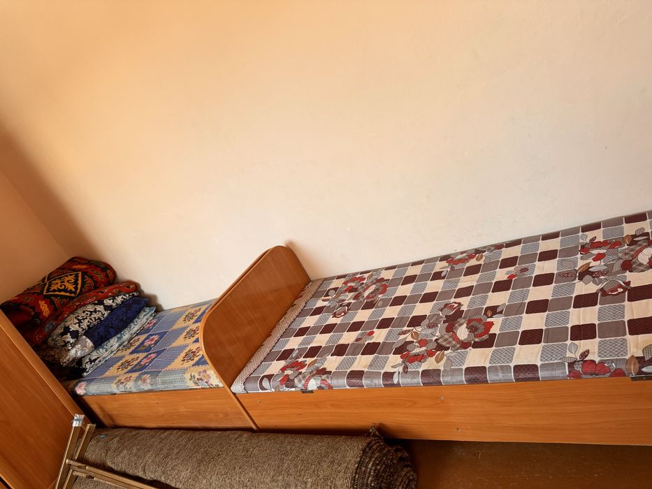 Кровать односпалка