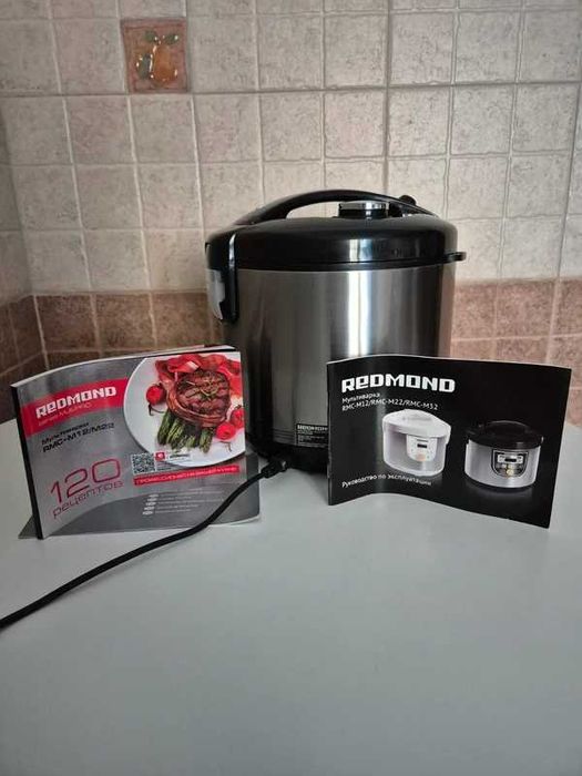 Multicooker Redmond RMC-M22