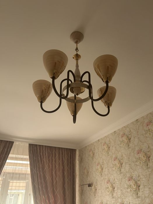 Люстралар сатылады