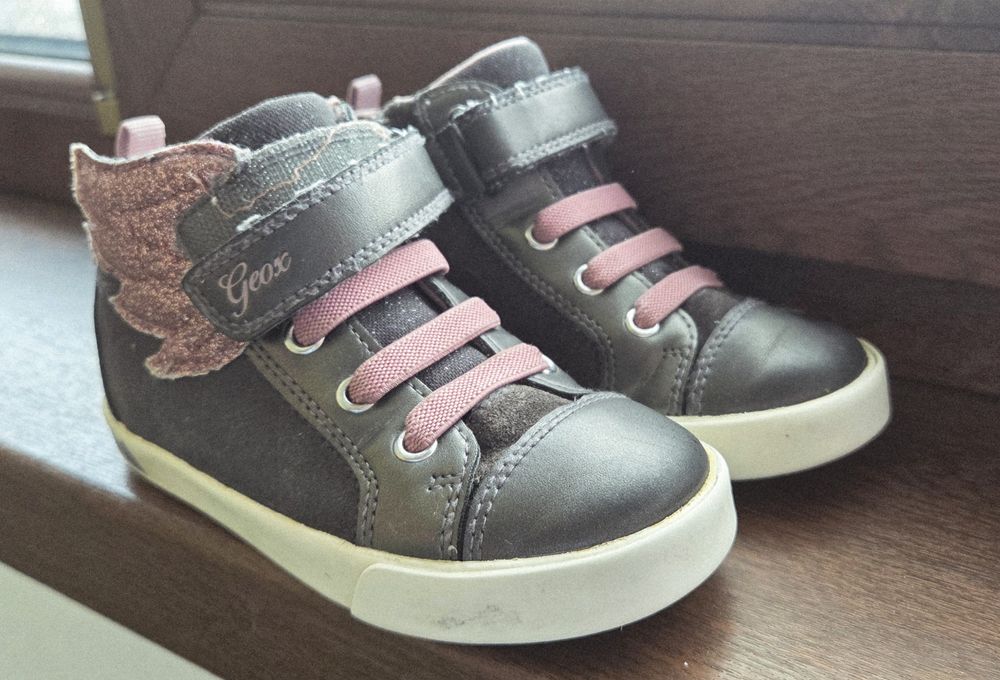 Ghetute Geox fetite, 25