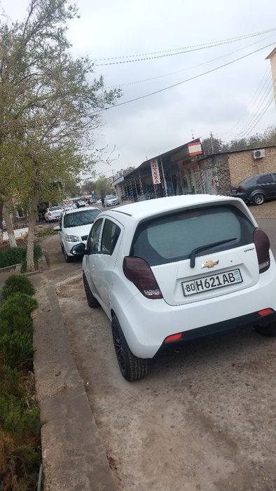 Спарк 2 позиция срочно сотилади