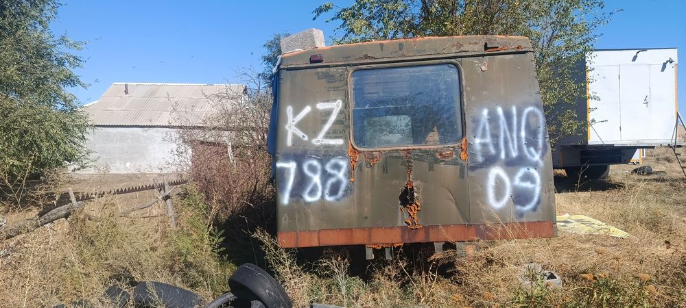 Камазовский кунг будка