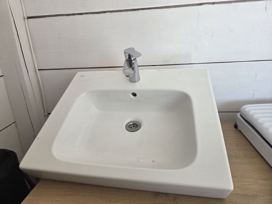Lavoar ceramic Koło ~60 cm + baterie monocomandă