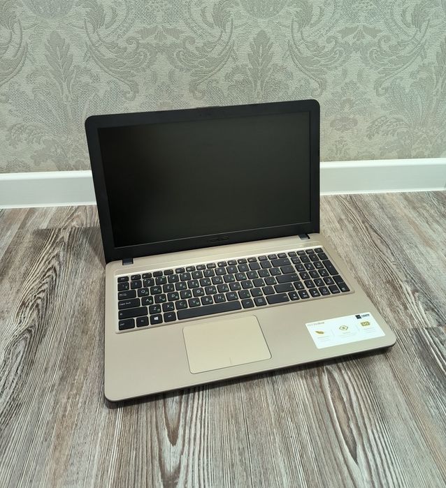 Новый игровой ноутбук Asus/GeForce 920MX/Intel/1000 Гб/4 ядер/Develop.