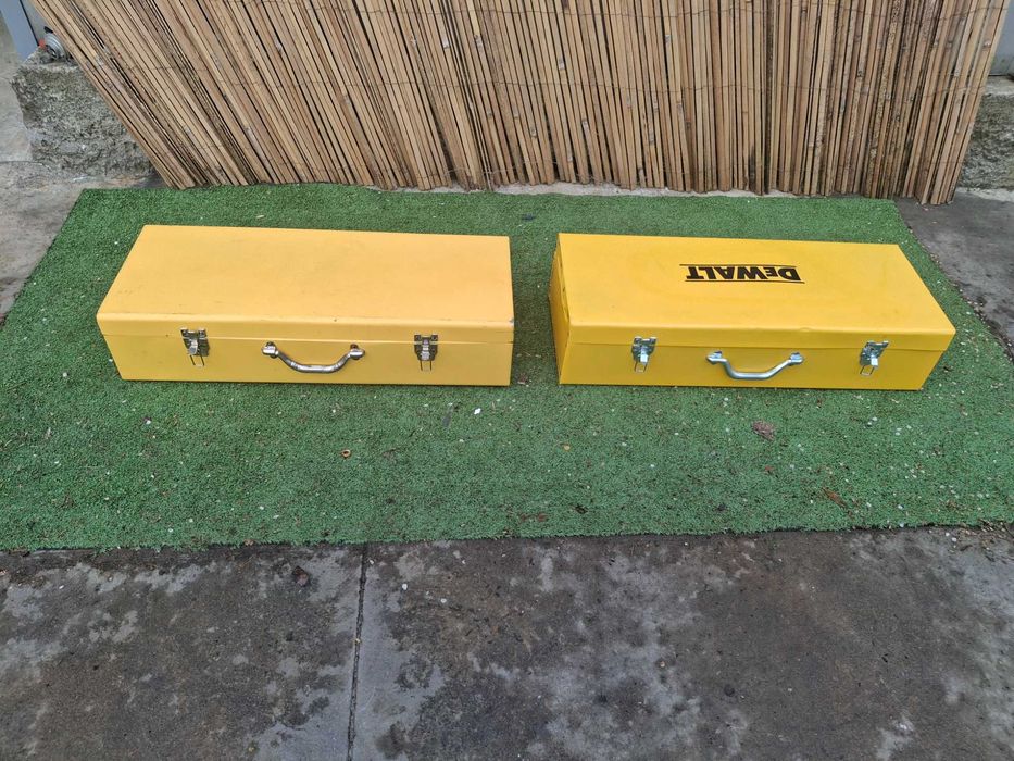 Метални кутии ..