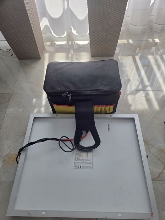 SIstem Fotovoltaic OffGrid Panouri fotovoltaice, acumulator Ultracell AGM, Mppt Victron