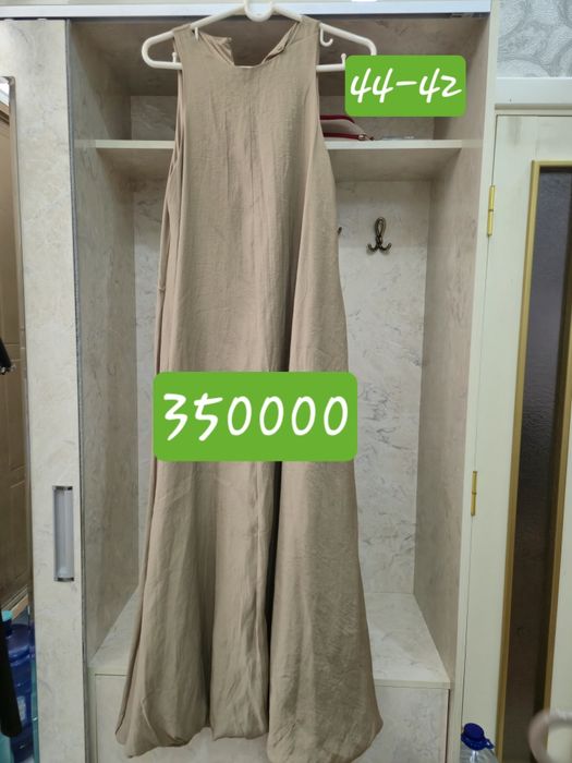 Продаю новые платья