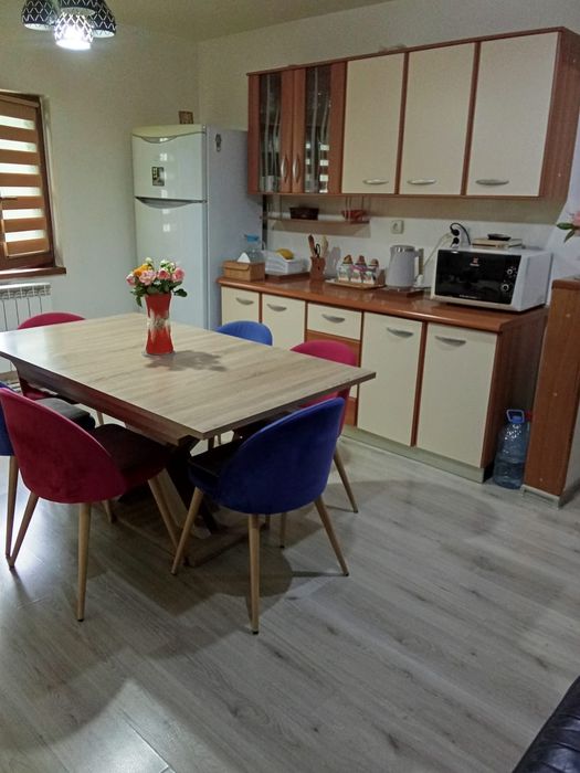 Vand apartament 2 camere