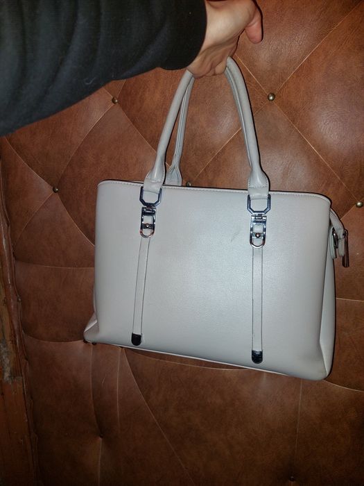 Сумка женская бежевая