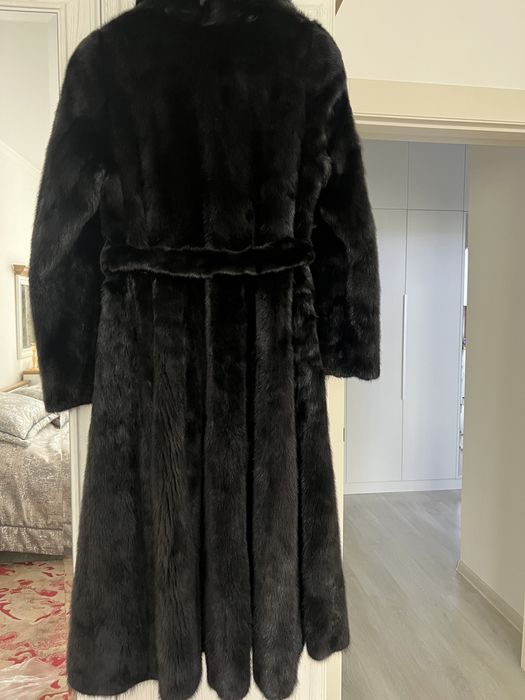 Продам норковую шубу