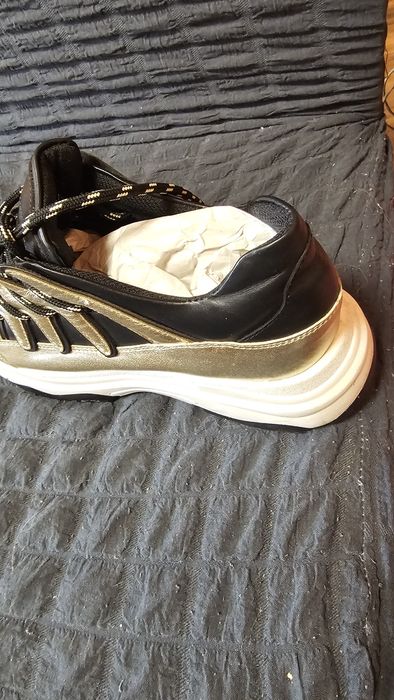 Дамски обувки естествена  кожа  LA Piovra 41 черно и златно