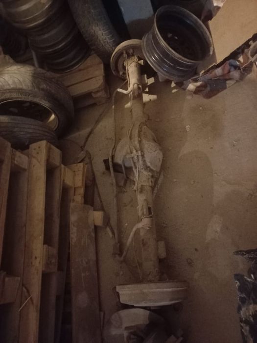 Продам задний мост от Волги .