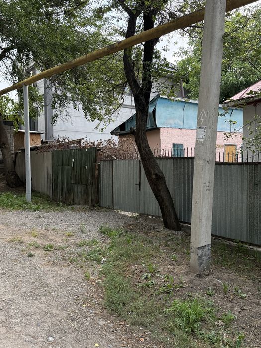 Продам участок 4 соток с времянкой
