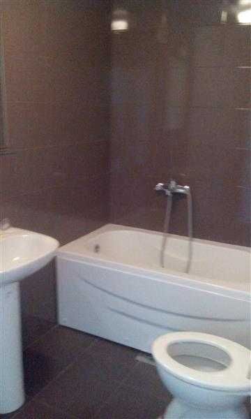 Дава се под наем Двустаен апартамент в Бургас, Братя Миладинови - 54 кв.м за 204 € - Снимка #4