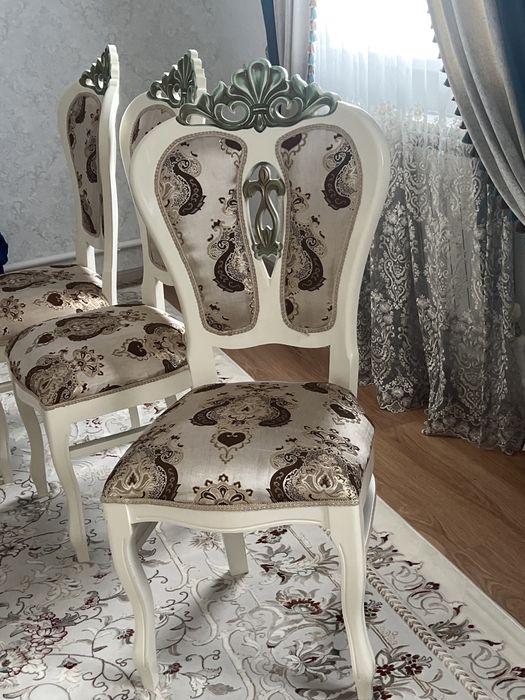 Стулья  хороший состояни