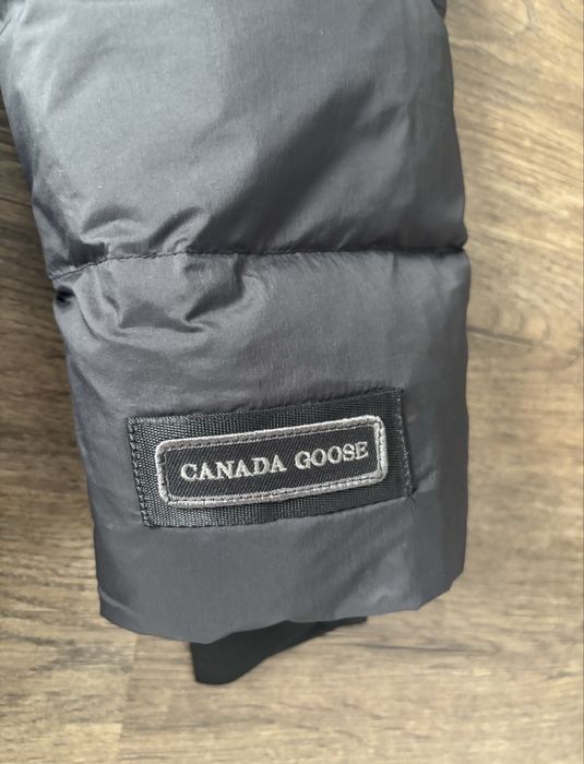 Geaca de iarna Canada Goose neagra