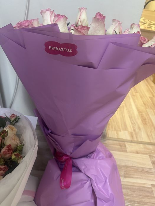 Продам большой букет из 33 роз