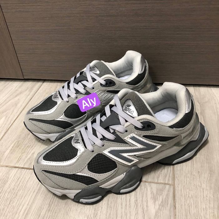 Adidasi unisex preț redus