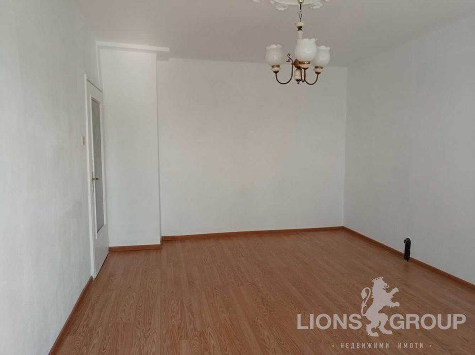 Продава се Тристаен апартамент в Варна, Владислав Варненчик - 70 кв.м за 1339 €/кв.м - Снимка #11