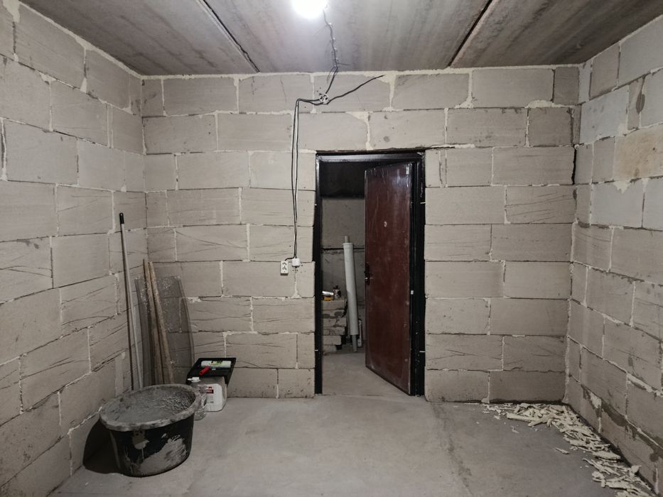 Кладовка 15 м2, ул. Муканова