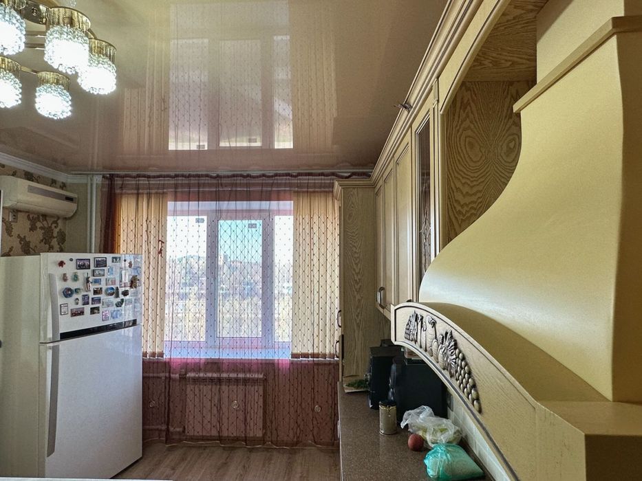 Продам 4 комнатную квартиру