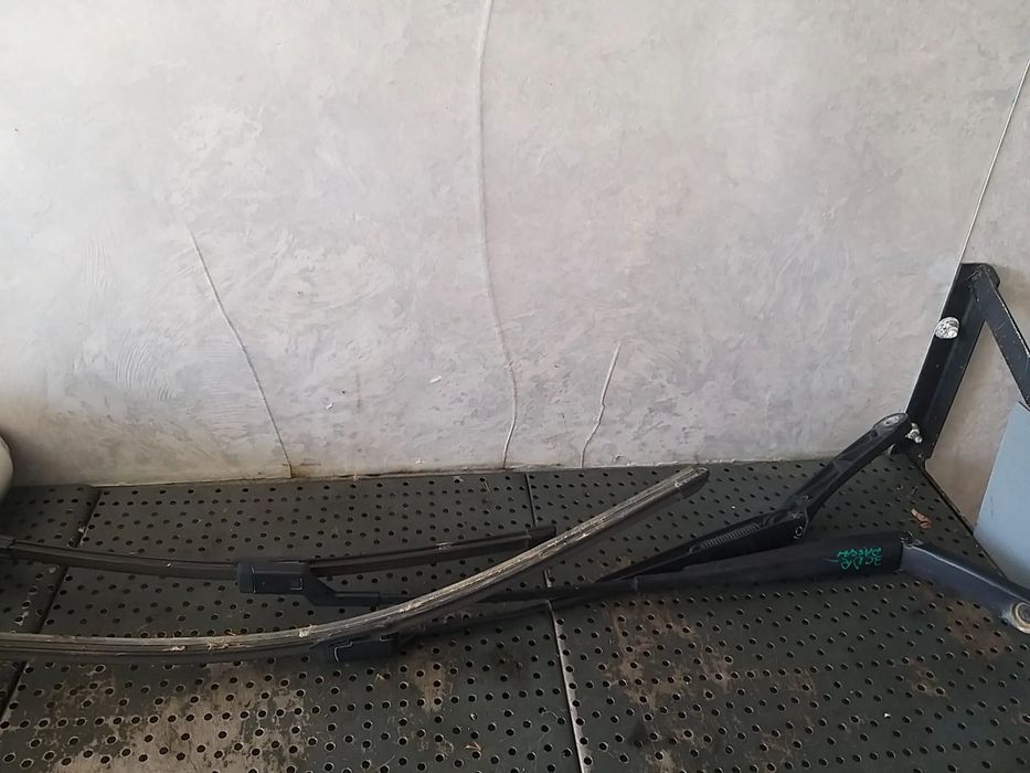 Set brate stergator parbriz vw passat b6 3c 3c1955409c 3c1955410b