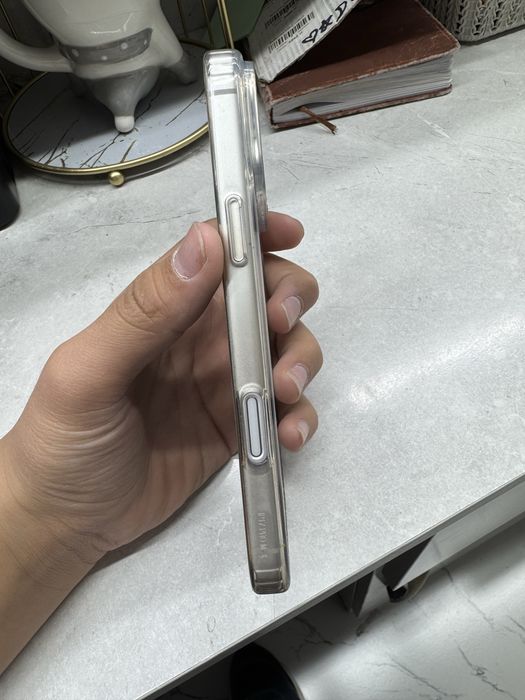 iPhone 17pro max 100% 256гб Silver цвет