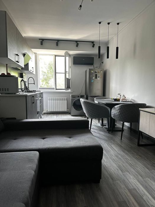 ТТЗ АХМАД ЮГНАКИ да ЯНГИ КУРИЛГАН уйда 2-хонали квартира сотилвотти 2