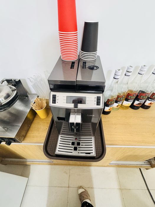Кофемашина saeco