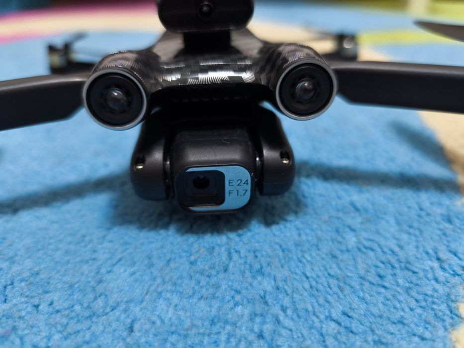 Квадрокоптер с камерой