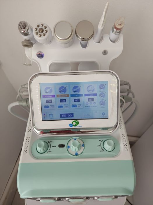 Vând combina cosmetica