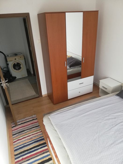 Persoană fizică,închiriez apartament 2cam era,2