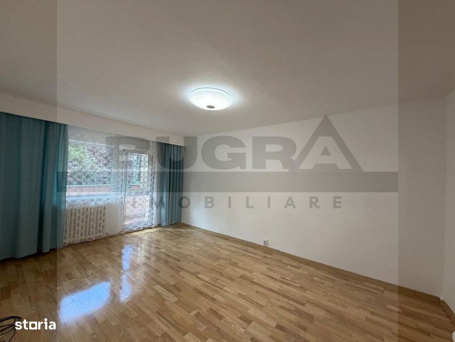 Apartament de 4 camere, decomandat, 95mp, parcare, zona Piata Zorilor