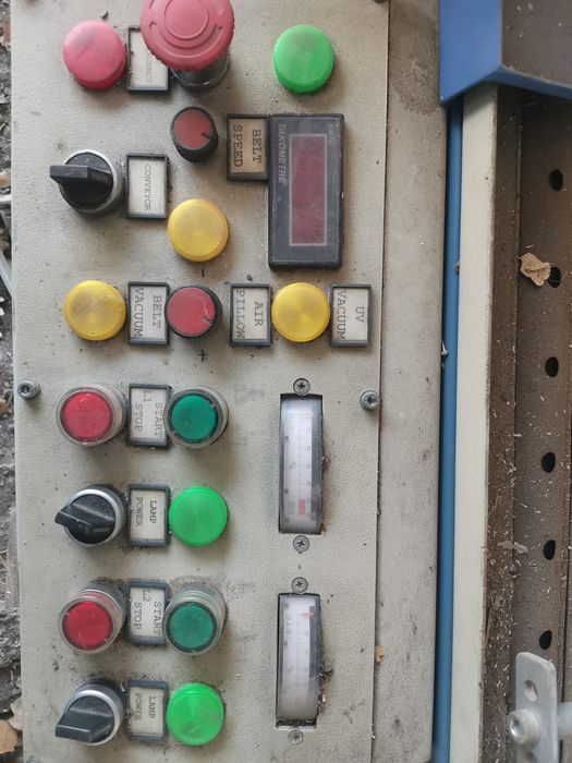 Сушилня тип тунел с UV лампи