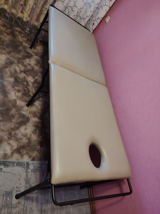 Продам кушетку медицинскую