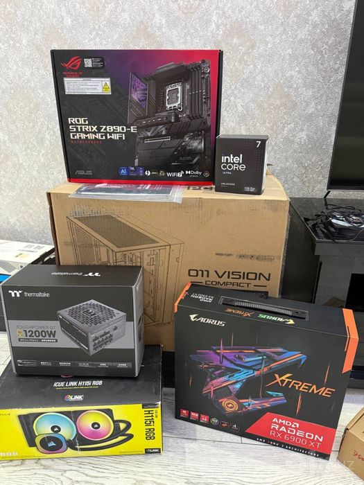ASUS ROG strix Z890-E gaming ULTRA 7 270K plus